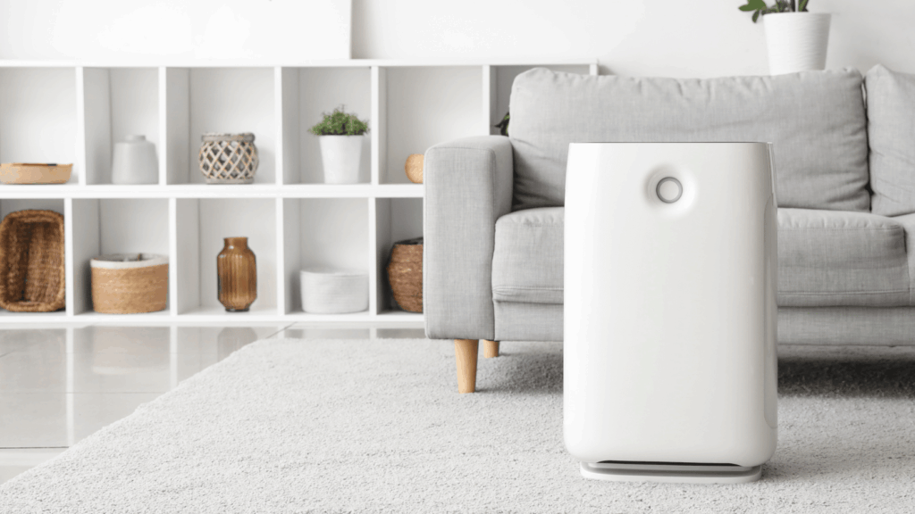 Climatiseur moderne dans salon